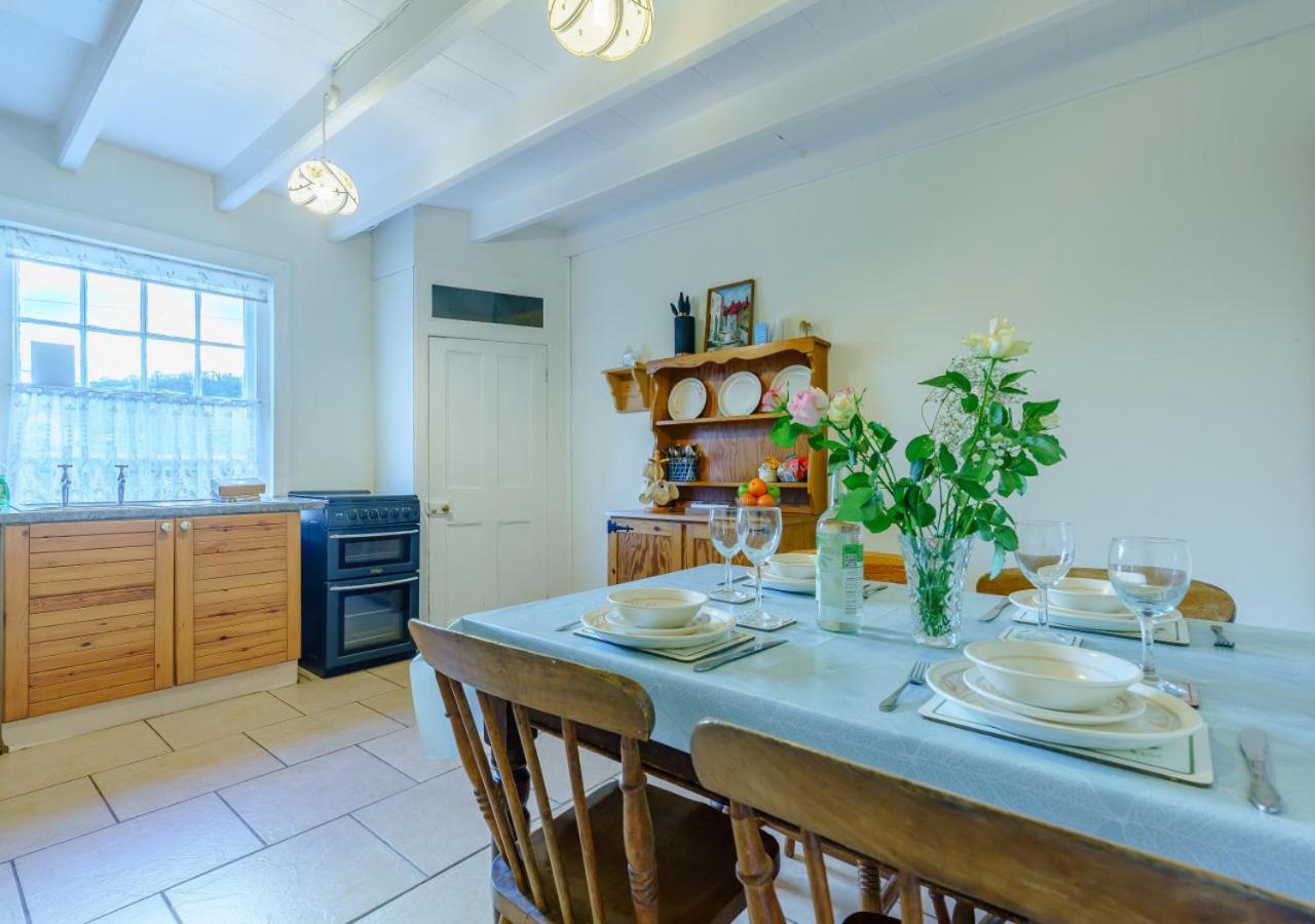 Alice Cottage Robin Hood's Bay Εξωτερικό φωτογραφία